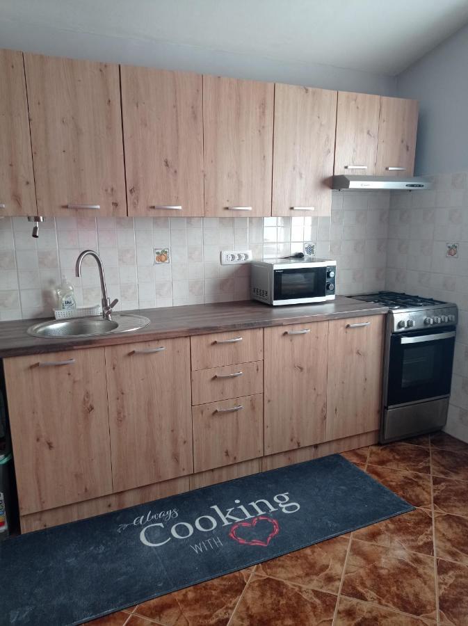 Alina Apartment